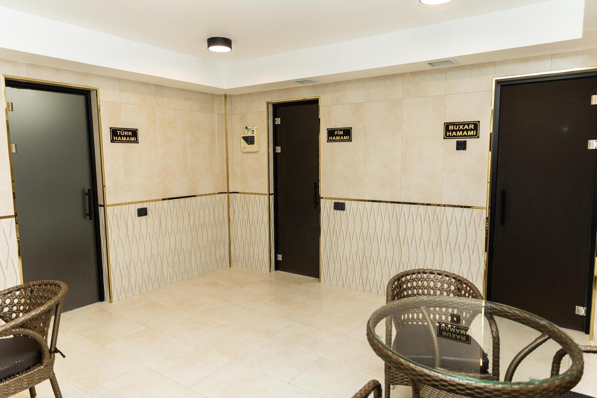 Leon Hotel Spa Ganja Exterior photo